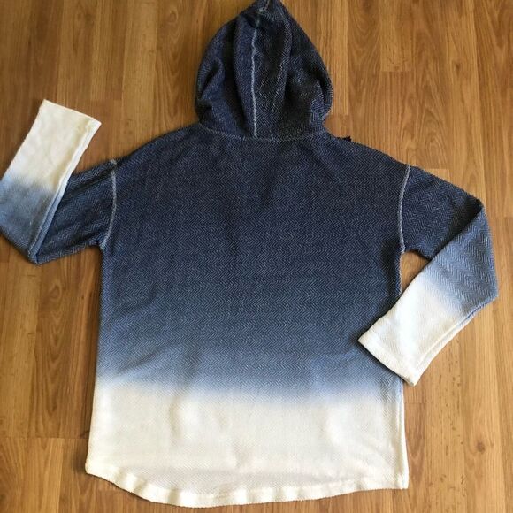 OCEAN DRIVE Blue White Ombré Knit Hoodie Top Pullover - Picture 8 of 8